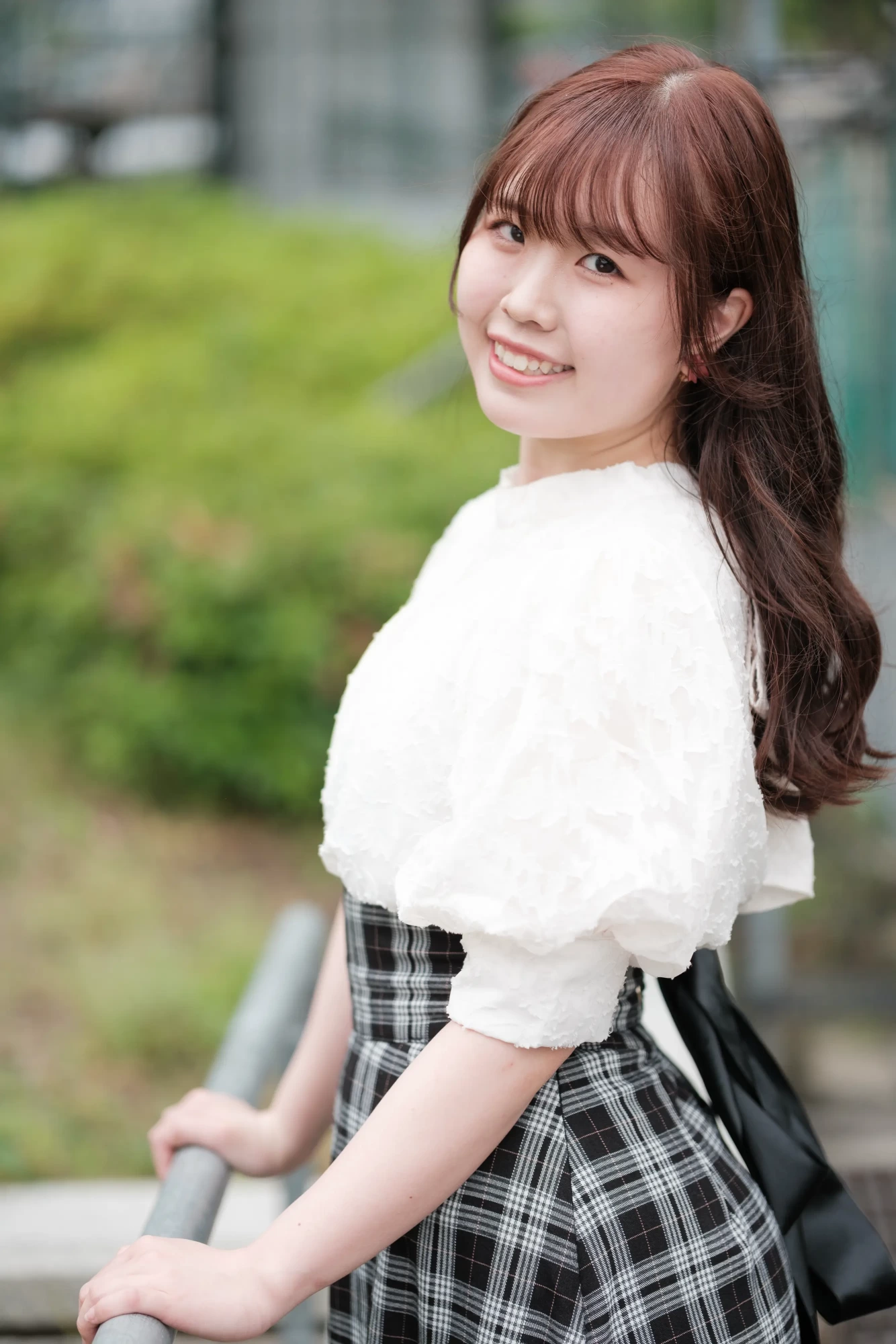 モデル　榮しおり